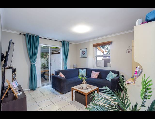 2 BEDROOM APARTMENT SOLD IN PLUMSTEAD